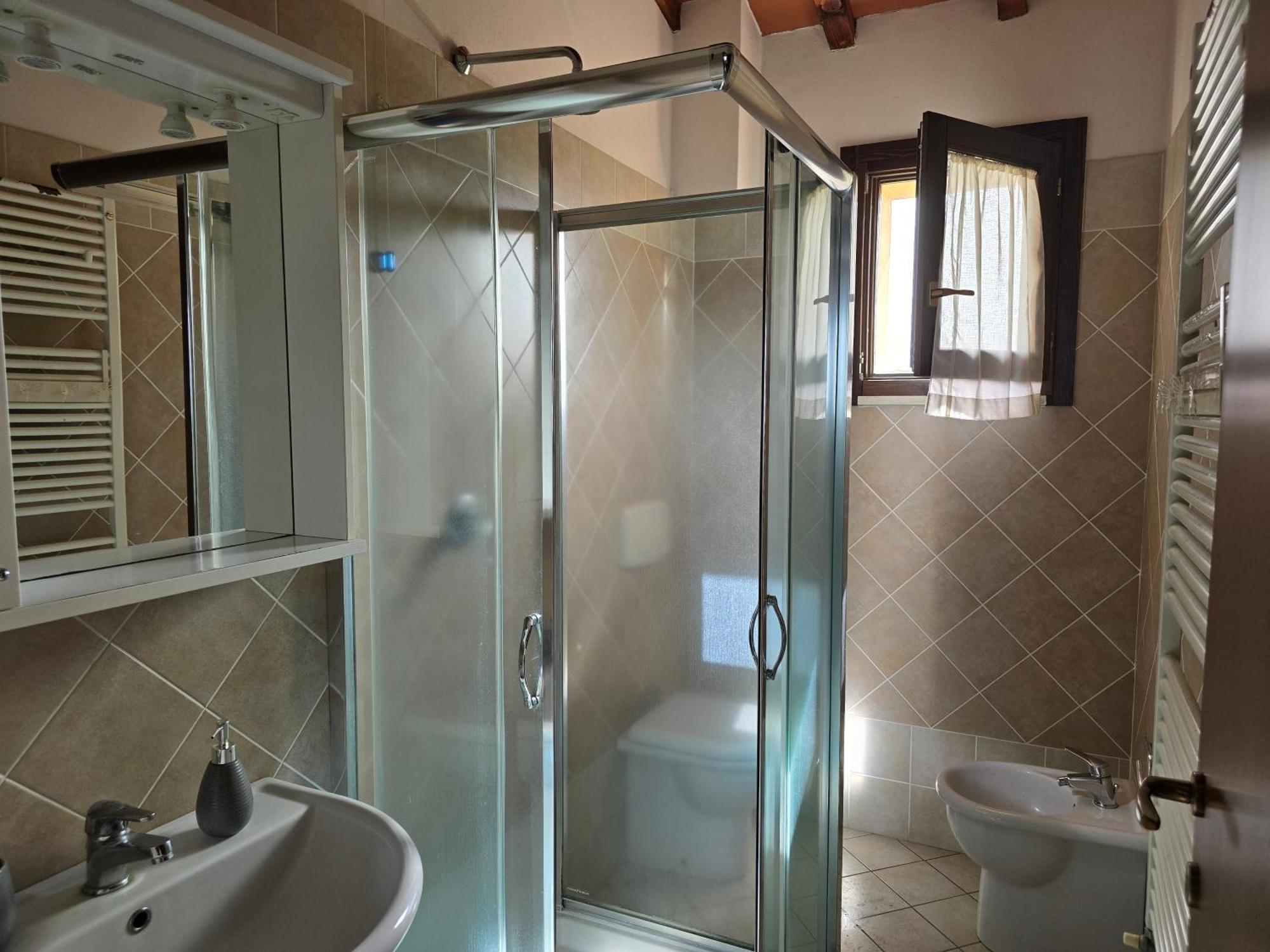 Finestra Della Val D'Orcia Apartment Contignano Luaran gambar