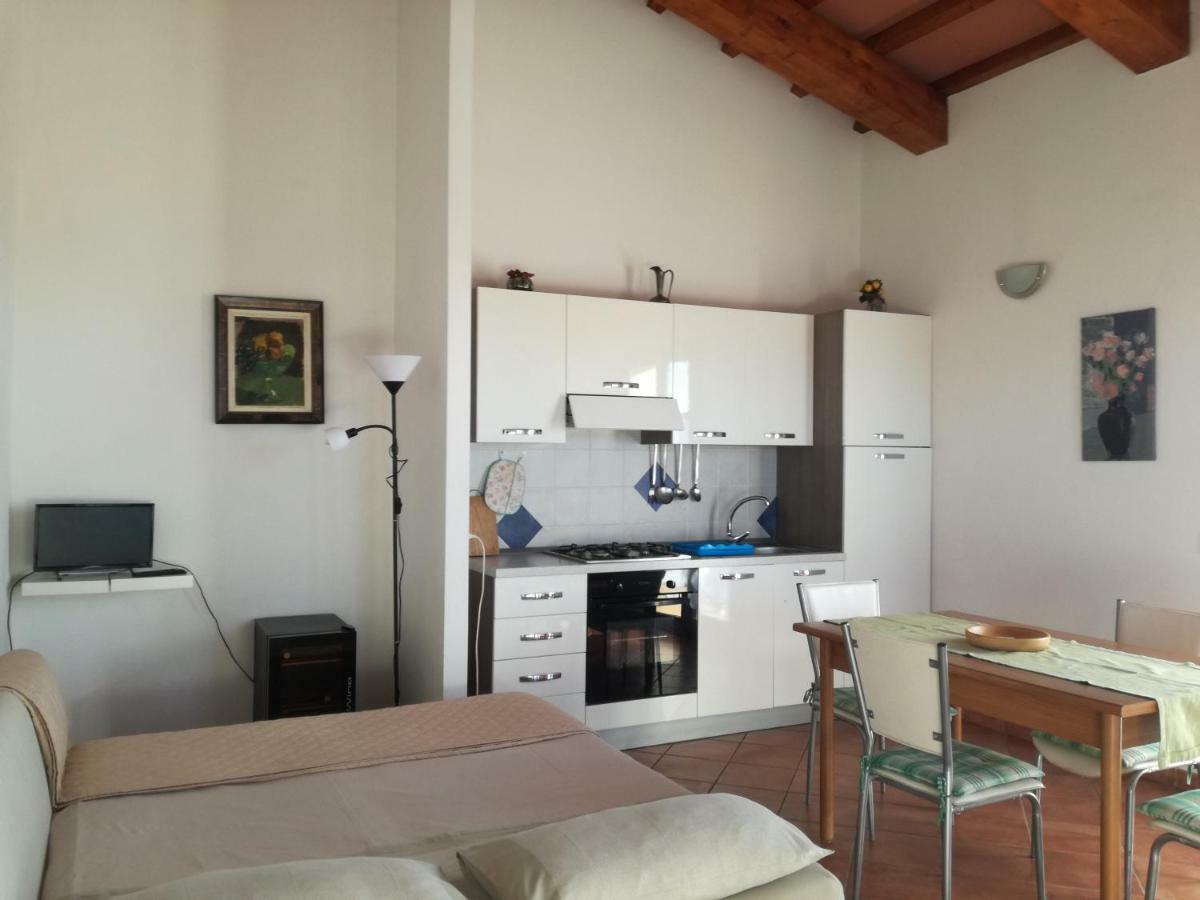 Finestra Della Val D'Orcia Apartment Contignano Luaran gambar